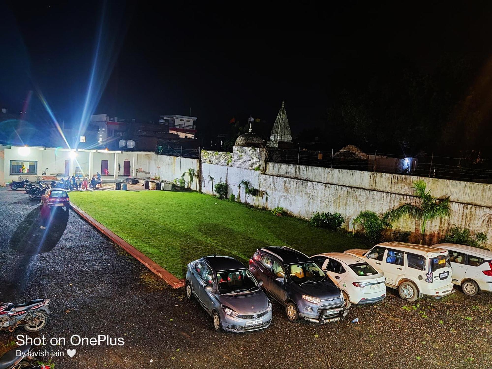 Hotel Modi Palace, Chanderi Mp ภายนอก รูปภาพ