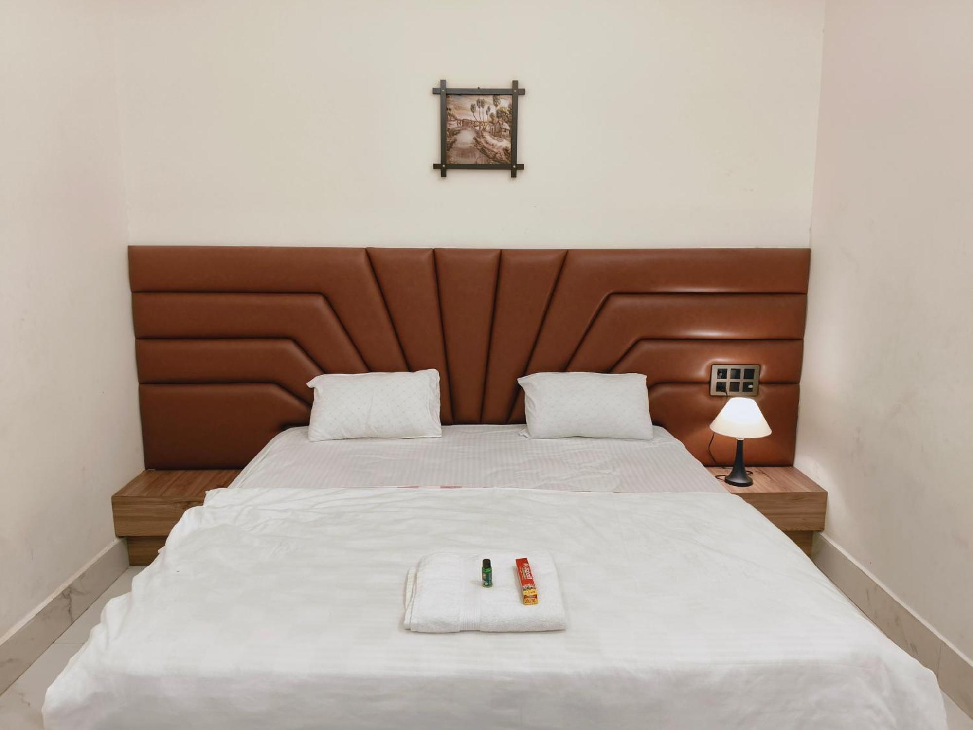 Hotel Modi Palace, Chanderi Mp ภายนอก รูปภาพ