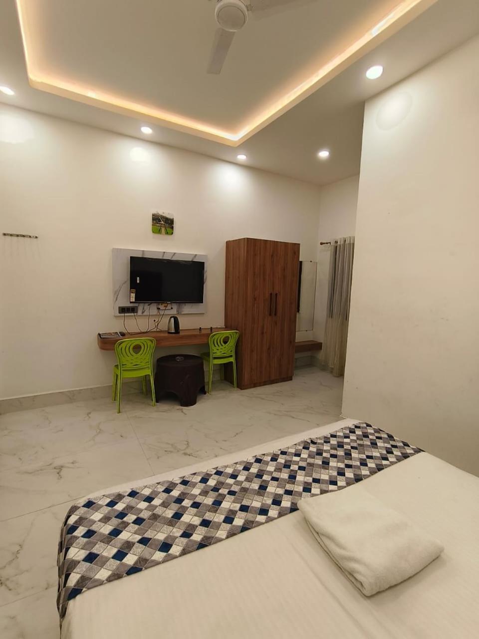 Hotel Modi Palace, Chanderi Mp ภายนอก รูปภาพ